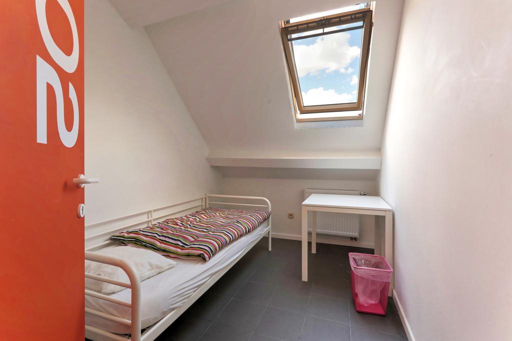 Brussels Hello Hostel Koekelberg Eksteriør billede