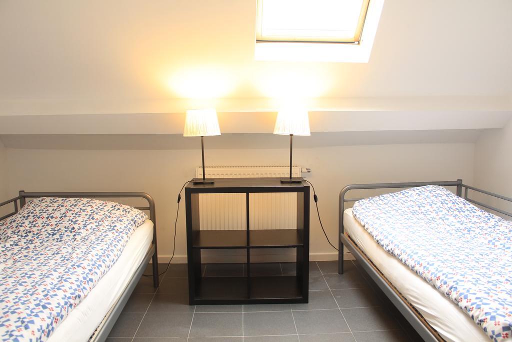 Brussels Hello Hostel Koekelberg Eksteriør billede